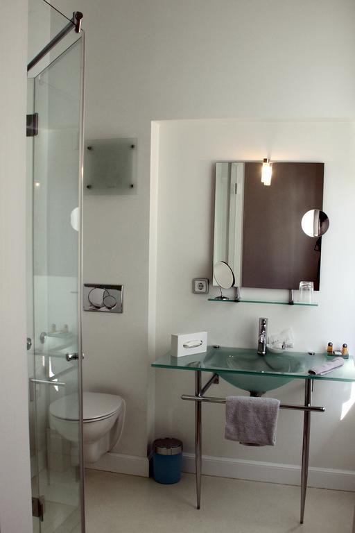 Astoria Hotel 4*